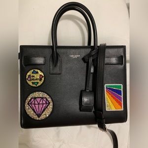 Authentic almost new YSL BLACK LEATHER CLASSIC SAC DE JOUR BABY